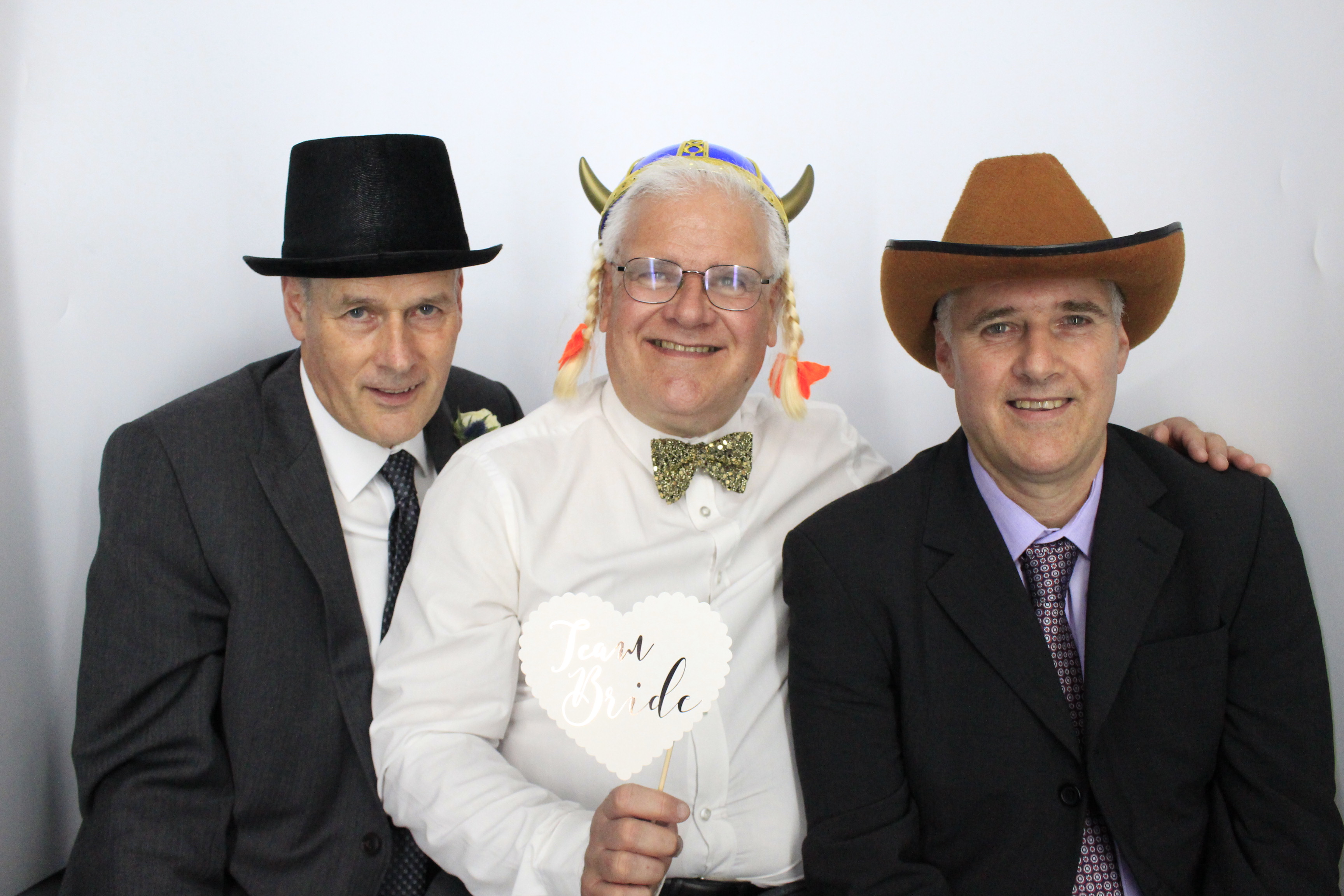 Andy and Emma's Wedding | View more photos from the event at gallery.myphotoboothexperience.co.uk/u/MyPhotoBoothExperienceLtd/Andy-and-Emmas-Wedding